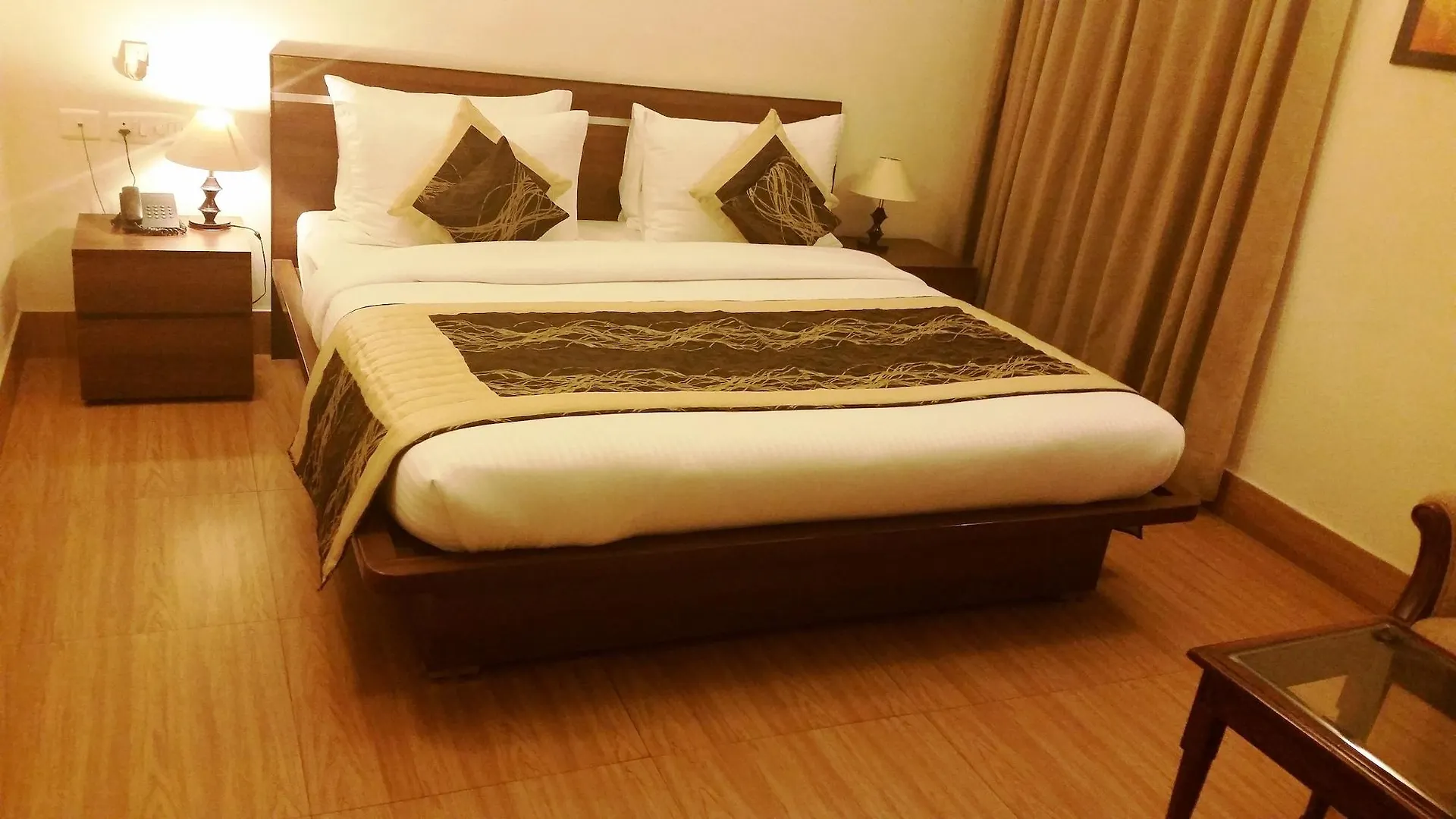 Tavisha Villa Golf Course Mg Road Gurgaon 3*,  India