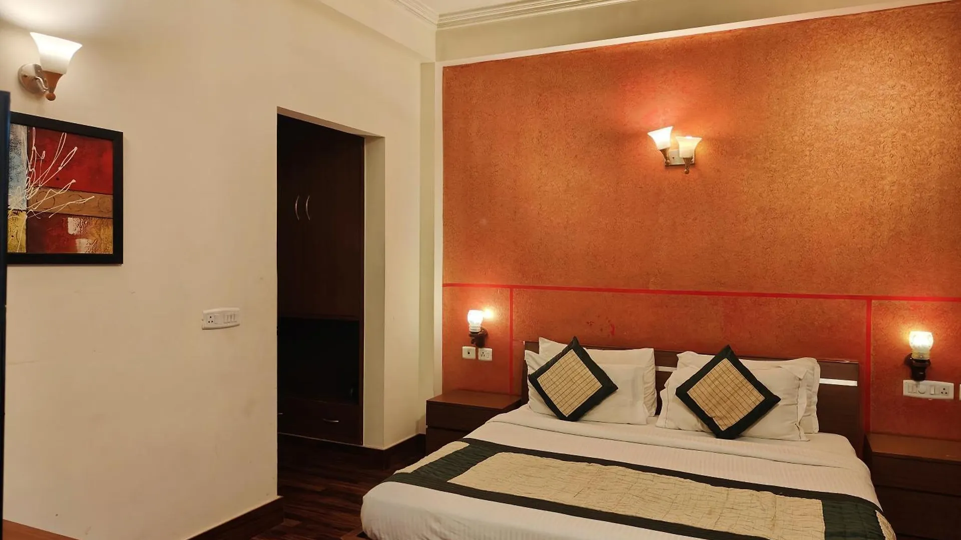 Tavisha Villa Golf Course Mg Road Gurgaon