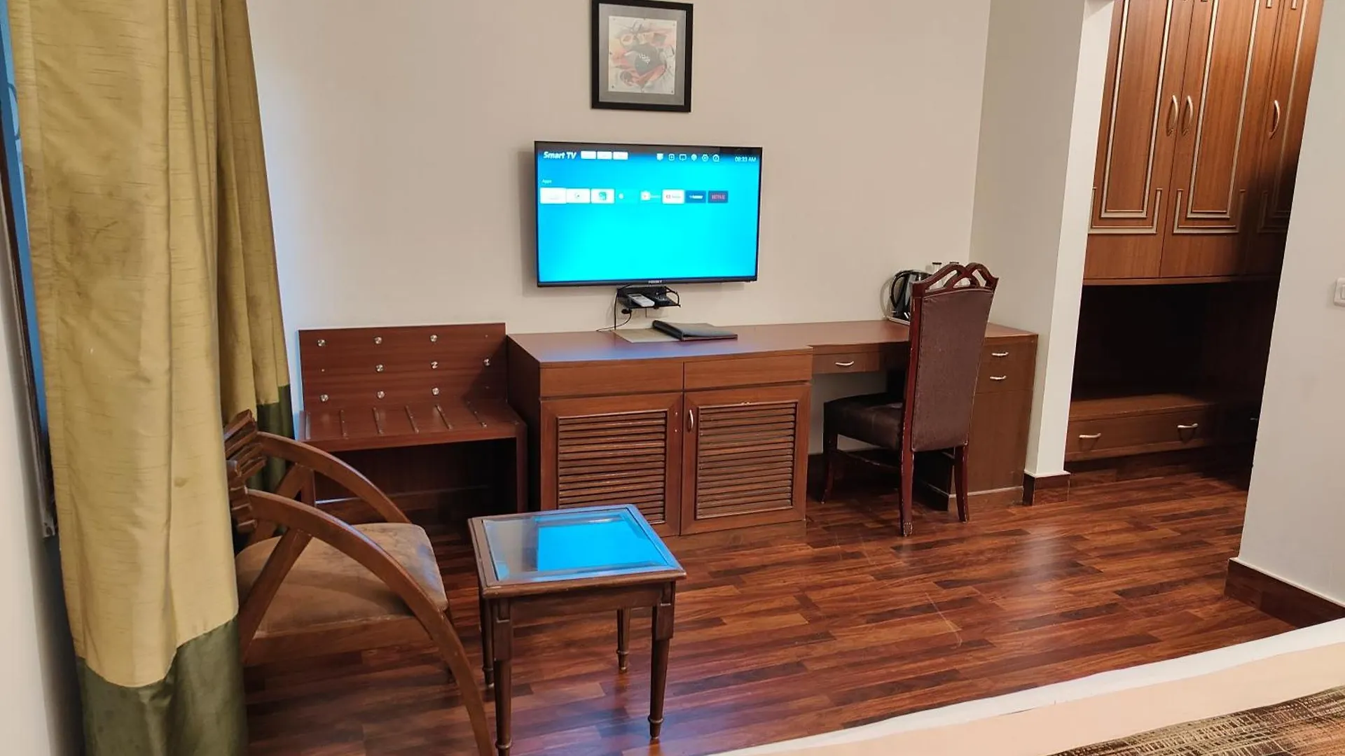 Tavisha Villa Golf Course Mg Road Gurgaon India