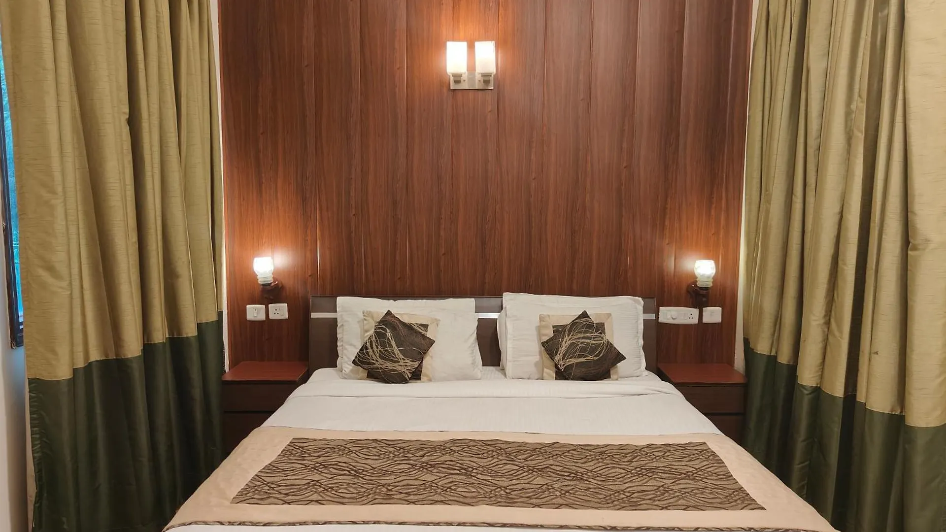 Tavisha Villa Golf Course Mg Road Gurgaon