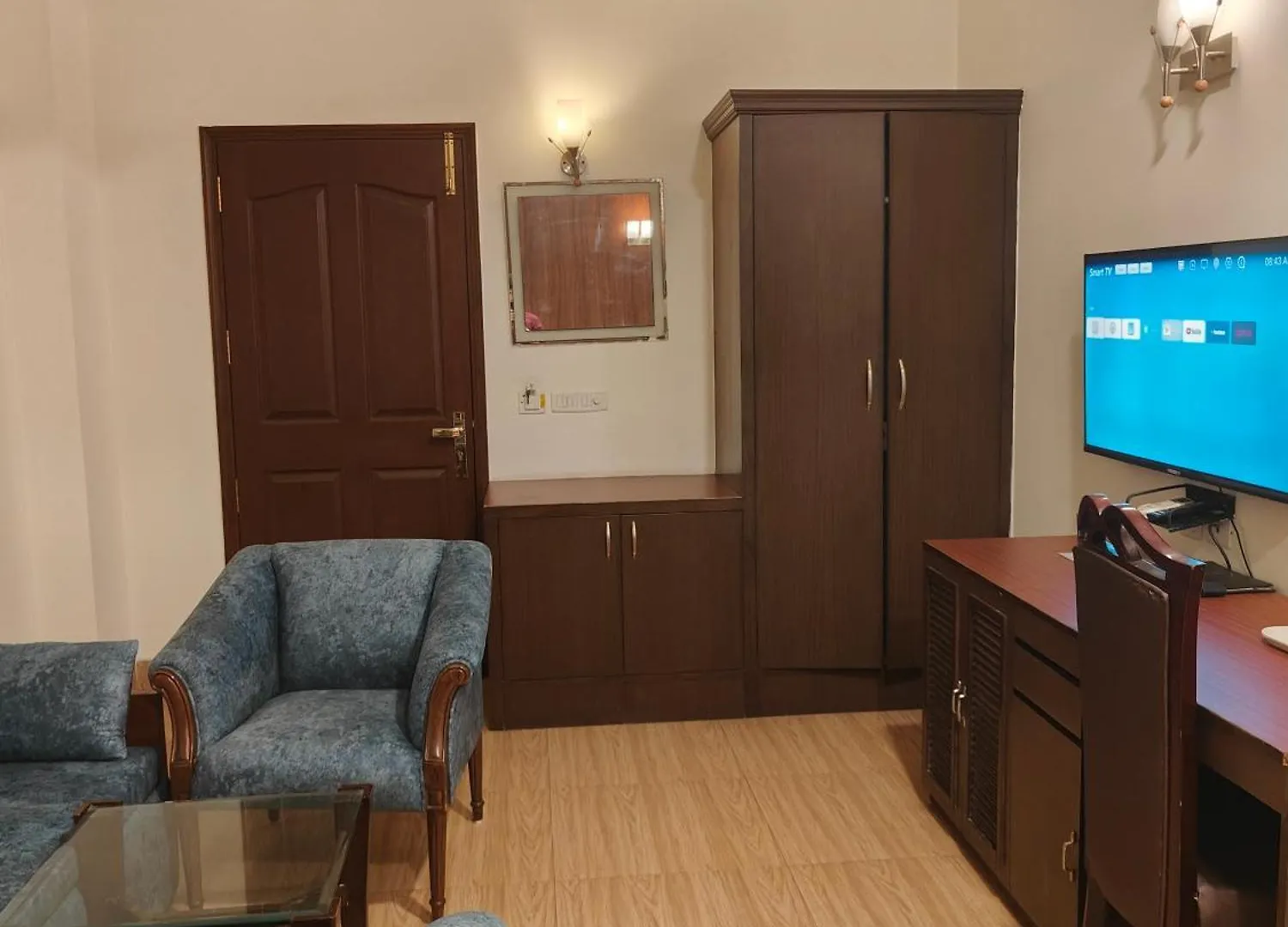 Guest house Tavisha Villa Golf Course Mg Road Gurgaon