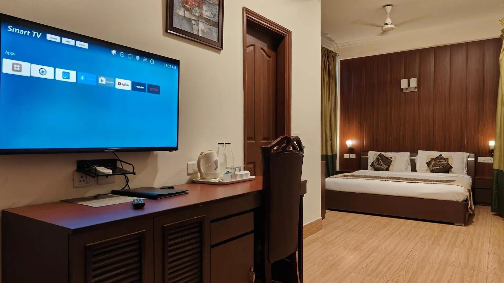 Tavisha Villa Golf Course Mg Road Gurgaon India