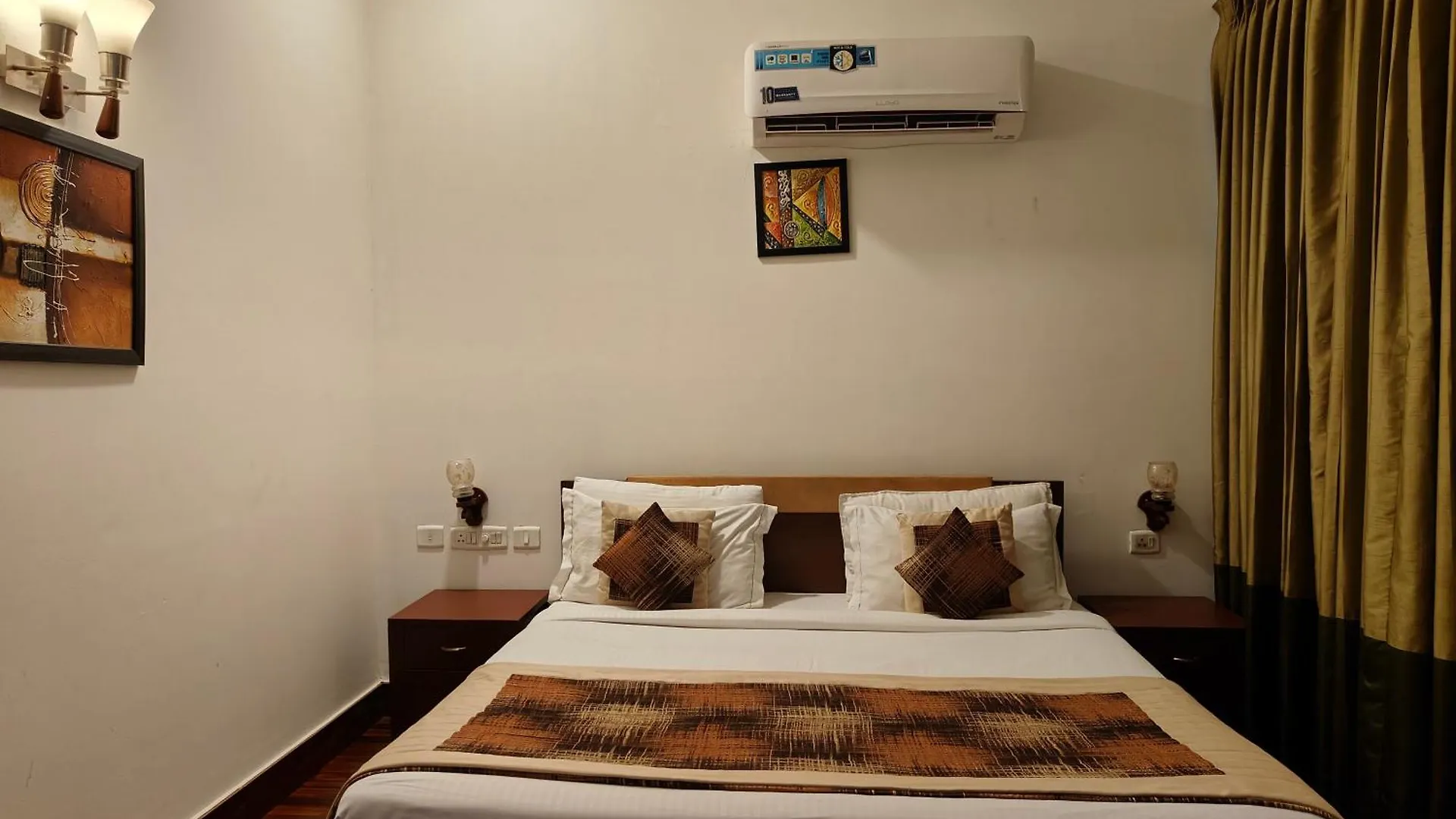 Tavisha Villa Golf Course Mg Road Gurgaon 3*,