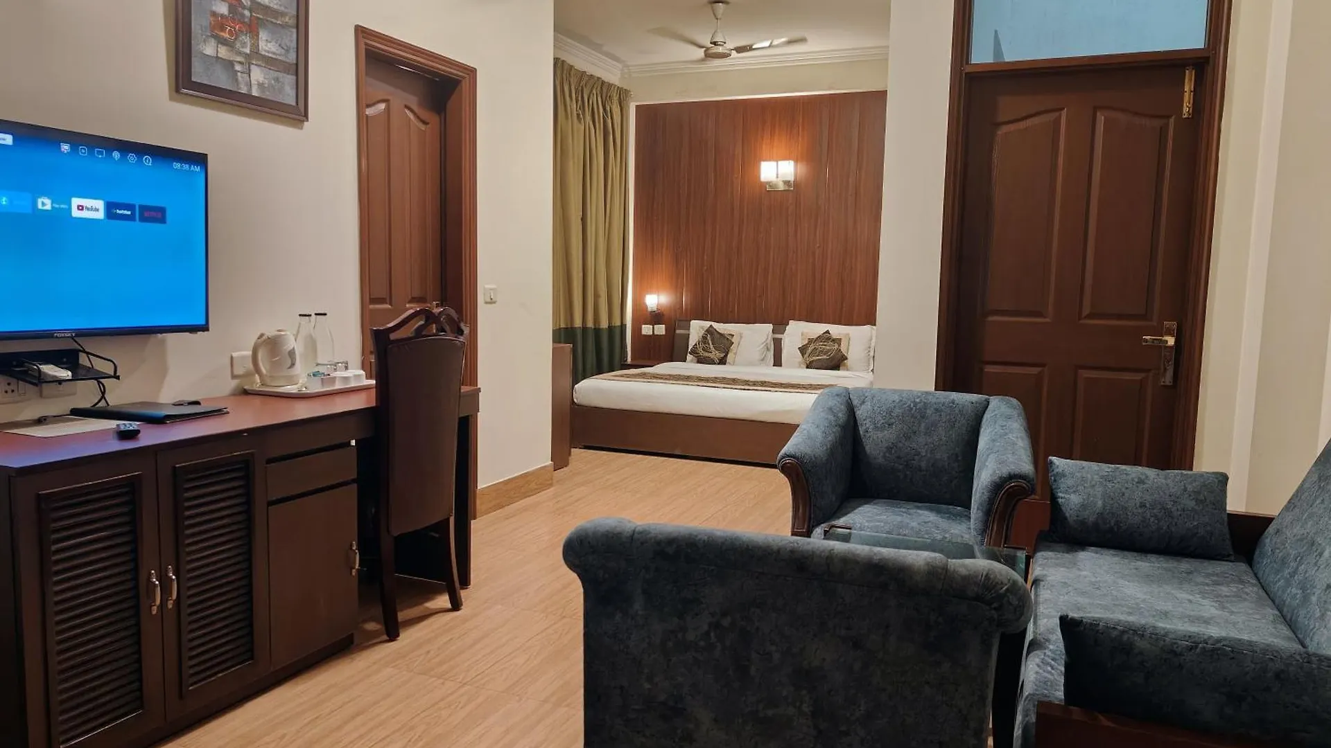 Tavisha Villa Golf Course Mg Road Gurgaon Guest house