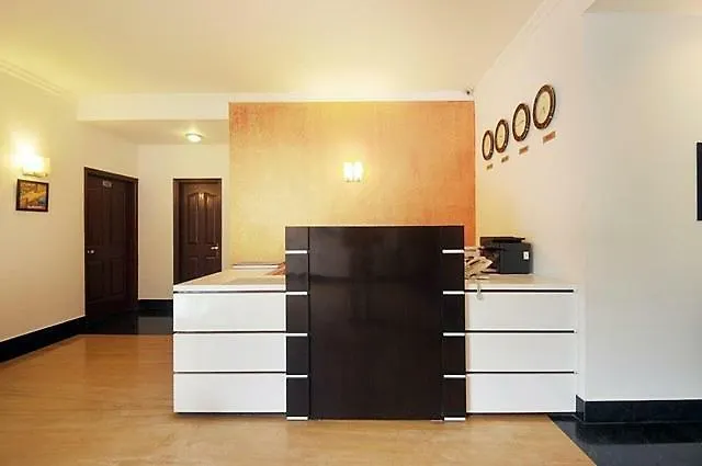 Guest house Tavisha Villa Golf Course Mg Road Gurgaon